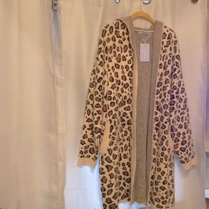 Leopard print over sized sweater Brand new very soft
